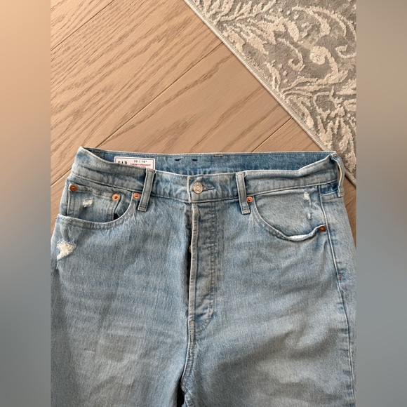GAP Light Blue Cheeky straight high rise jeans - Picture 2 of 5
